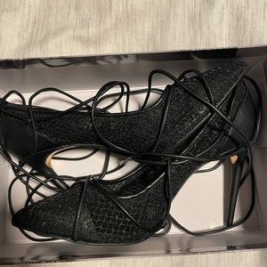 Lace up heels 9.5